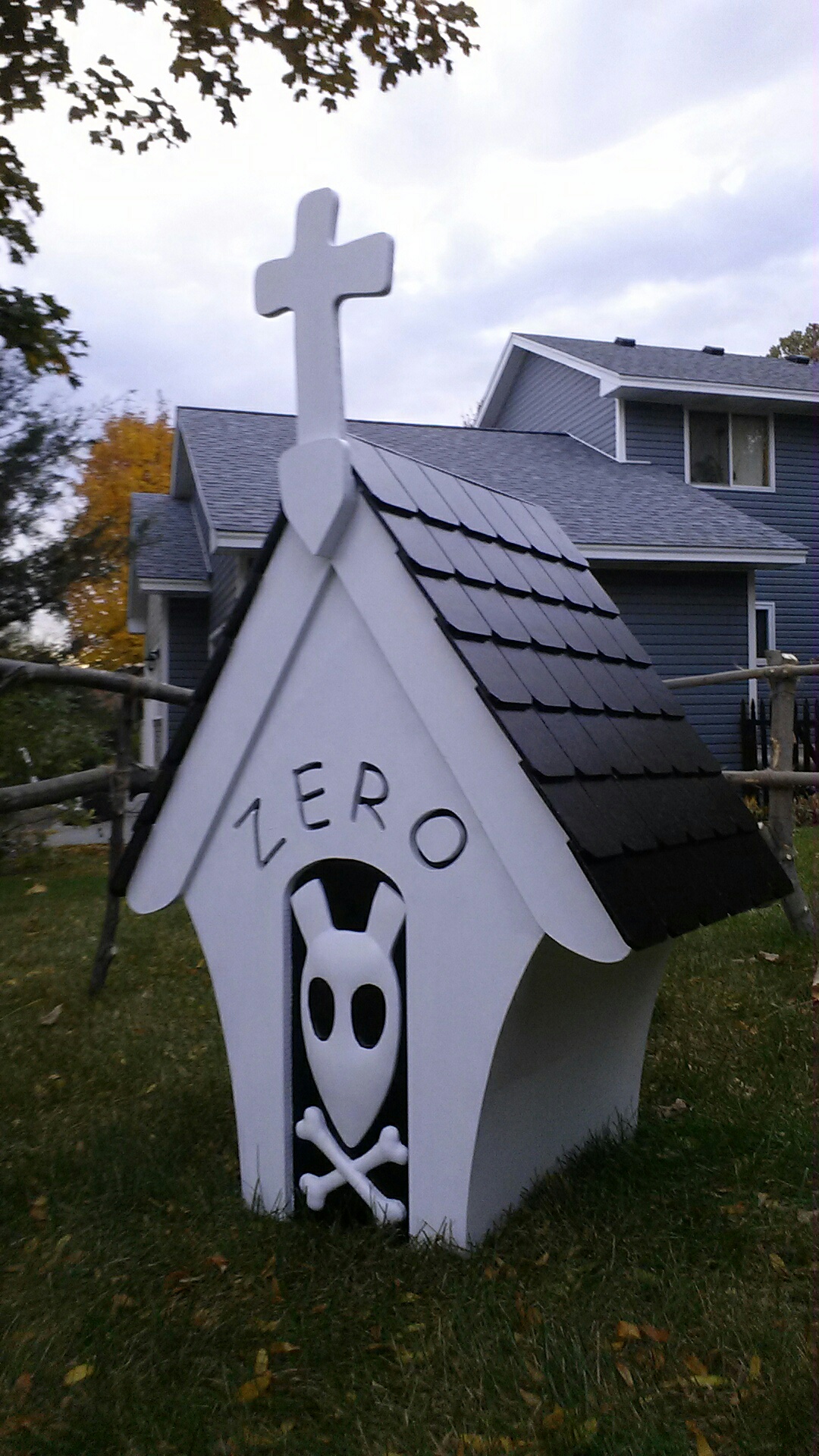 zero dog house